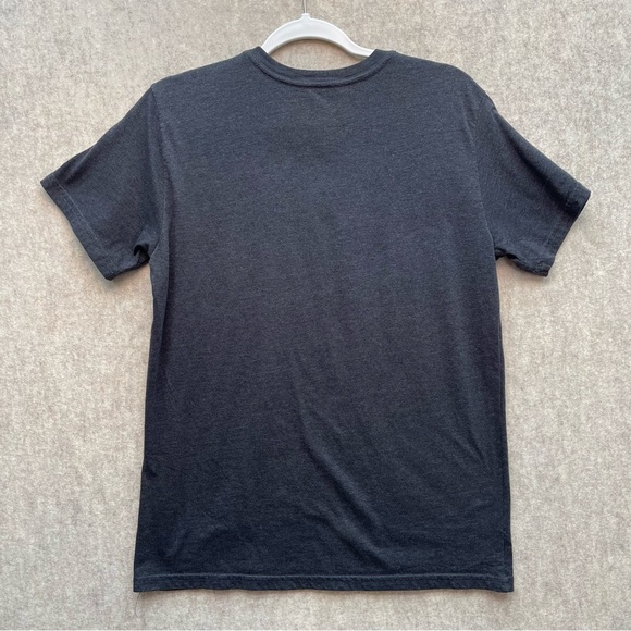 Women's Mighty Fine "just one more episode" Tshirt for Binge Watching L - Picture 3 of 6